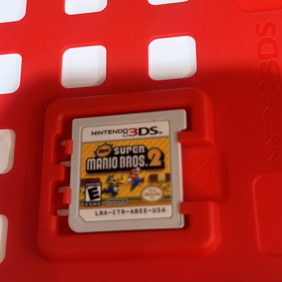 Nintendo 3DS Super Mario Bros. 2 - Picture 2 of 2